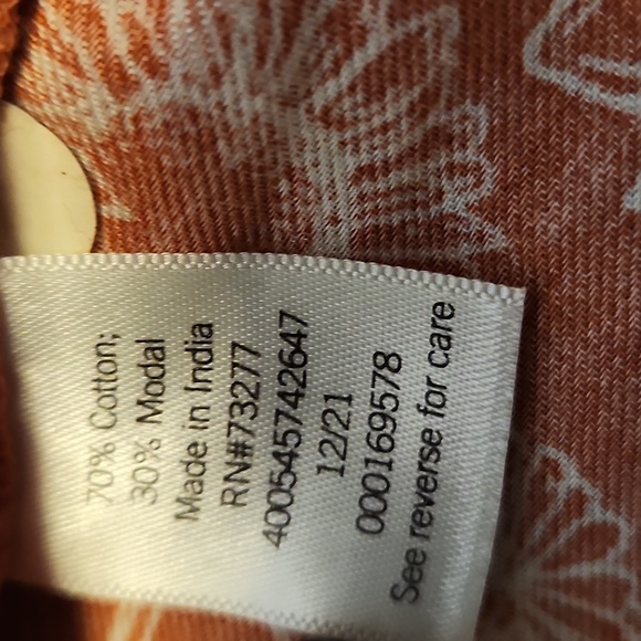 Top - Picture 3 of 4